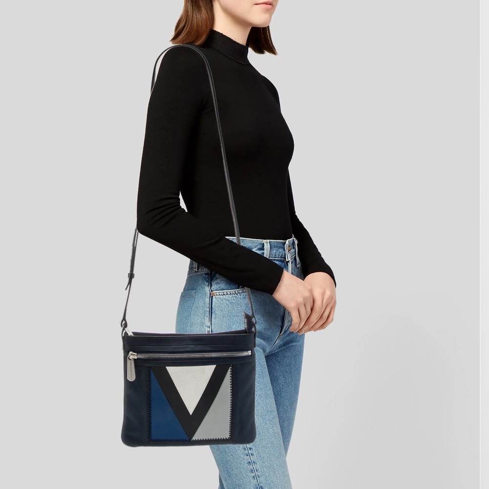 LOUIS VUITTON Genoa Marine Shoulder Bag LV cup Navy blue FL0047 crossbody